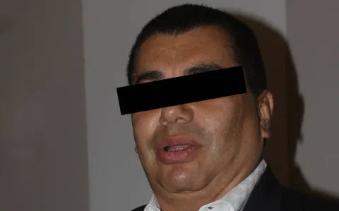 Amparo suspende audiencia de sentencia contra Javier López Zavala por violencia familiar.