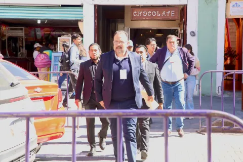 Desapercibido pasa el "Día del Hombre" en la ciudad de Tlaxcala.