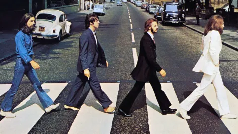 Ya hay tráiler de la versión restaurada del documental “The Beatles Anthology”