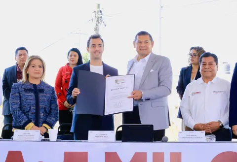 Gobierno del Estado de Puebla celebra trayectoria olímpica del tenismesista poblano Marcos Madrid.