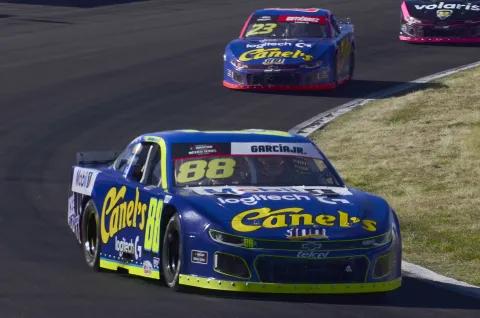 Temporada complicada para el piloto Rubén García Jr. en la NASCAR México.