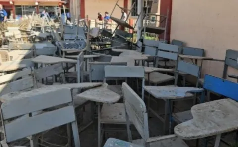 La Secretaría de Educación de Veracruz informó del regreso a clases, aunque en Poza Rica no existen condiciones para ello.