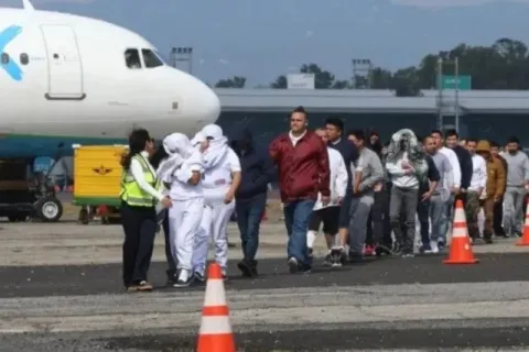 Van siete mil 150 poblanos repatriados este 2025 desde Estados Unidos.