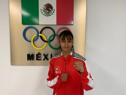 Adriana González Álvarez es parte de la nueva generación de taekwondoines de México.
