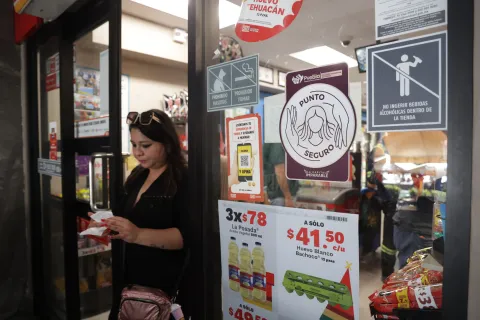 Los Oxxos, Puntos Seguros para resguardo de mujeres.