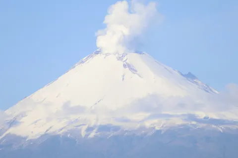 Este martes 23 de diciembre tenemos una vista clara a los volcanes Popocatépetl e Iztaccíhuatl.