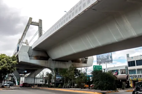 Analiza Gobierno Estatal probable afectación en Distribuidor Vial Ignacio Zaragoza.