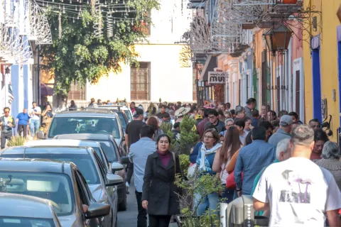 Ayuntamiento de Puebla analiza la probabilidad de peatonalizar el Callejón de Los Sapos.