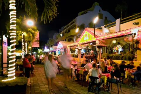 La secretaria de Turismo, Josefina Rodríguez Zamora, informó que en el tercer trimestre de 2025 la Inversión Extranjera Directa Turística alcanzó 787.6 millones de dólares.