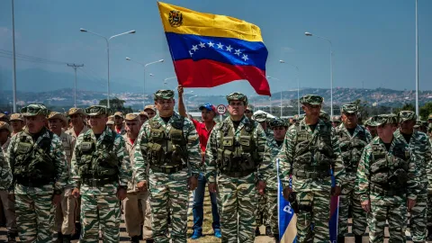 Ante amenazas intervencionistas de EU, Venezuela reclutó 5,600 soldados nuevos