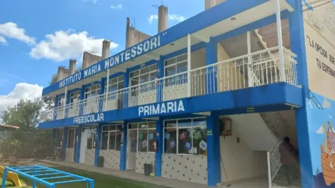 En Zacatlán, criminales robaron equipo de computación del Instituto Montessori