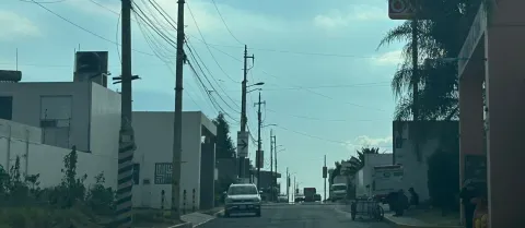 Autoridades de Coronango reforzaron la seguridad en la calle Fausto Ortega y Tlaxcala, en la junta auxiliar de San Francisco Ocotlán.