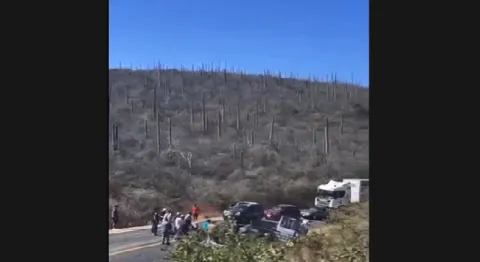 camioneta al barranco