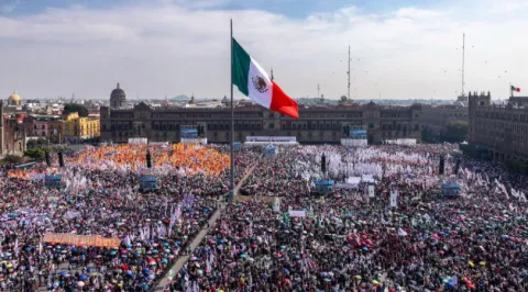manifestación en el zócalo-cdmx