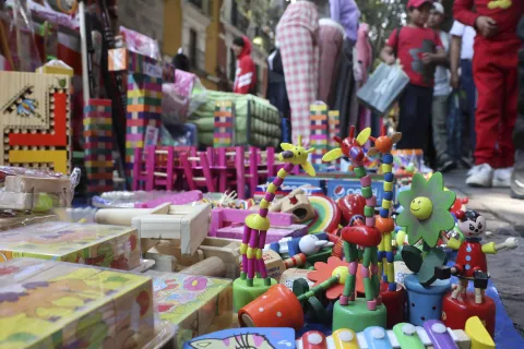 Se incrementa la oferta de juguetes en el Centro Histórico.