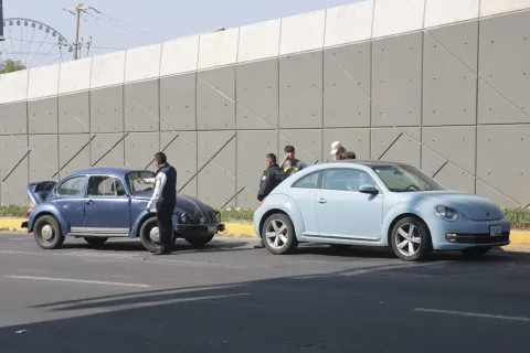 Choque por alcance en la Vía Atlixcáyotl en Puebla.