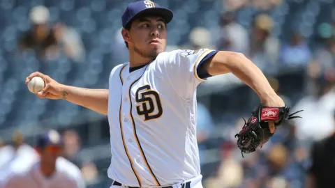 César Vargas se une a los Pericos de Puebla para la campaña 2026 de la Liga Mexicana de Beisbol (LMB).