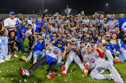 Caimanes de Barranquilla se proclama tricampeón en la Liga de Colombia.