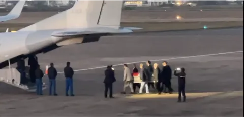 Semar dio a conocer que este viernes dos de enero llevó a cabo la repatriación de los restos de los seis mexicanos que perdieron la vida en un accidente aéreo en Galveston, Texas.