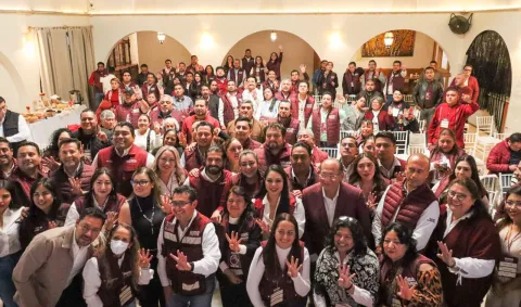 Morena en Puebla va por un millón de militantes.