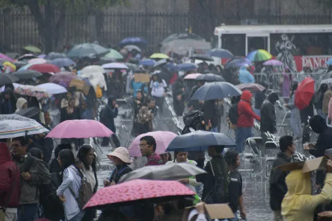 CNPC mantiene protocolos de atención y monitoreo por lluvias y nevadas en el territorio nacional.