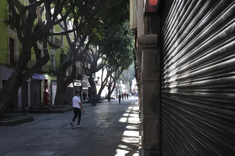 Habría 300 cierres de negocios en el Centro Histórico de Puebla este 2026.