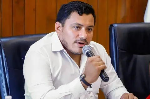 La Sala Superior del Tribunal Electoral del Poder Judicial de la Federación (TEPJF) resolvió dar un revés  a Iván Cuautle Minutti.