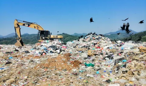 Profepa impone multa y clausura definitiva a relleno sanitario de Huehuetla, Puebla.