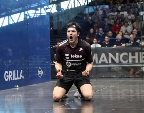 Leonel Cárdenas alcanza top 11 del ranking mundial de Squash.