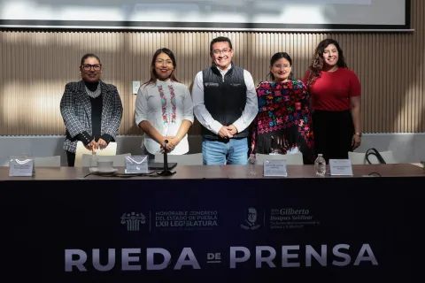 Congreso de Puebla se solidariza con víctimas del bar Sala de Despecho.