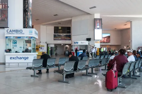 Por arribar poblanos que quedaron varados en Puerto Vallarta.