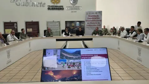 CNPC entrega estudios técnicos para fortalecer prevención de riesgos en Chilpancingo y Acapulco, Guerrero.