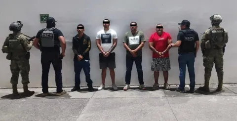 En Jalisco, federales detienen a cuatro personas evadidas del penal de Vallarta.
