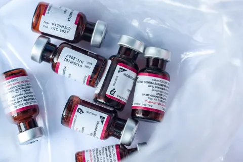 Con la plataforma ¿Dónde me vacuno? ubica los más de 21 mil puntos.