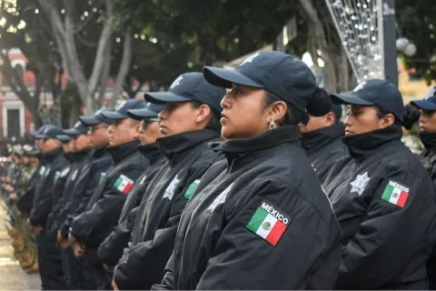 policias