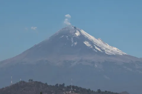 Volcán Popocatépetl registra nueve exhalaciones de baja intensidad.