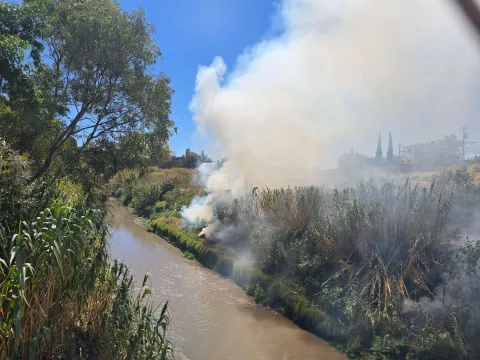Se registra fuerte incendio de pastizal en la colonia Alseseca, en Puebla