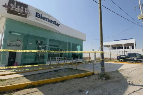 Banco del Bienestar asaltado en San Andrés Cholula sigue sin operar.