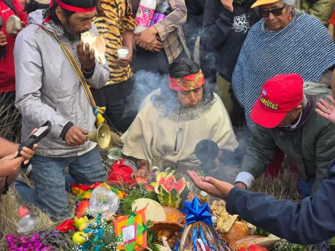 Celebran pobladores de Xalitzintla cumpleaños de Don Goyo.