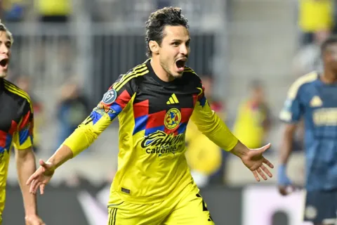 VIDEO Veiga aventaja al América en la Copa de Campeones 2026.