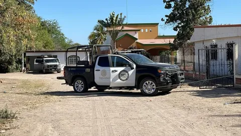 Gabinete de Seguridad asegura armas de fuego y droga en el país.