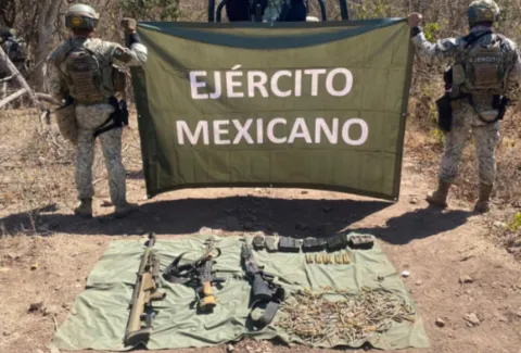 Tras Operativo, decomisan armas largas en Sinaloa.