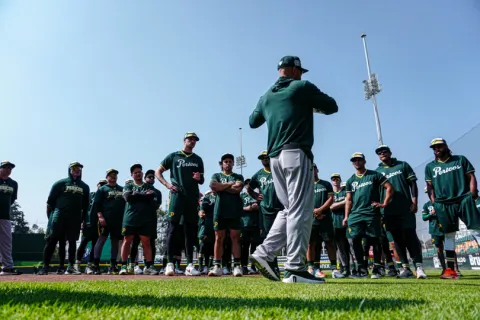 Cuarto día de actividades de pretemporada para los Pericos de Puebla.
