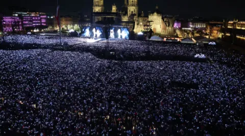 zócalo-shakira-cdmx