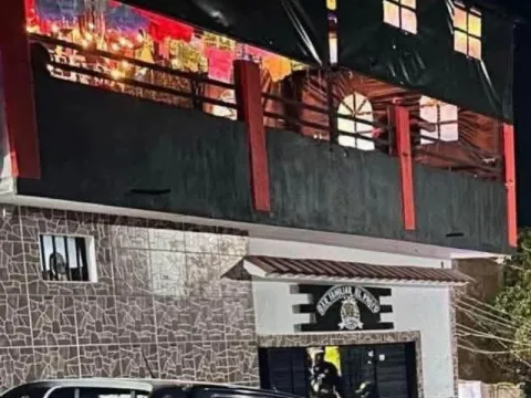 Ataque armado en bar de Chiapas deja cuatro muertos.