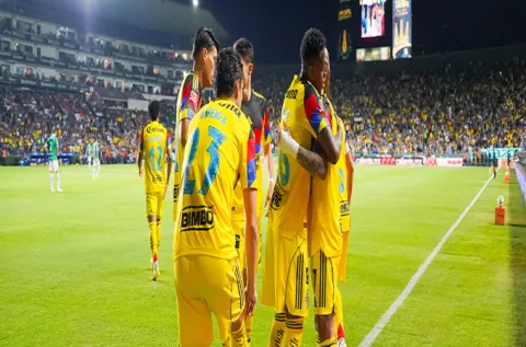 América sorprende al León y vence a la Fiera.