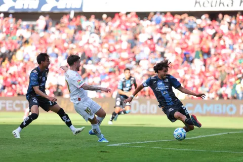 Enorme sorpresa, Querétaro le quita el invicto a Toluca.