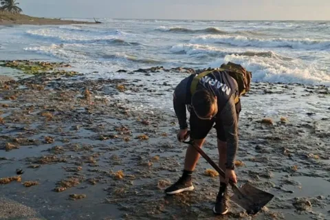 Insuficiente gestión de Pemex por derrame de hidrocarburo en el Golfo de México.