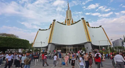 iglesia luz del mundo-c.oscuro