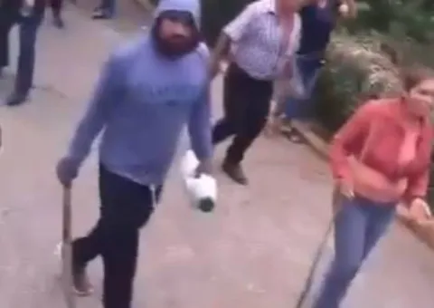 machete